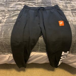 Medium Nike Joggers